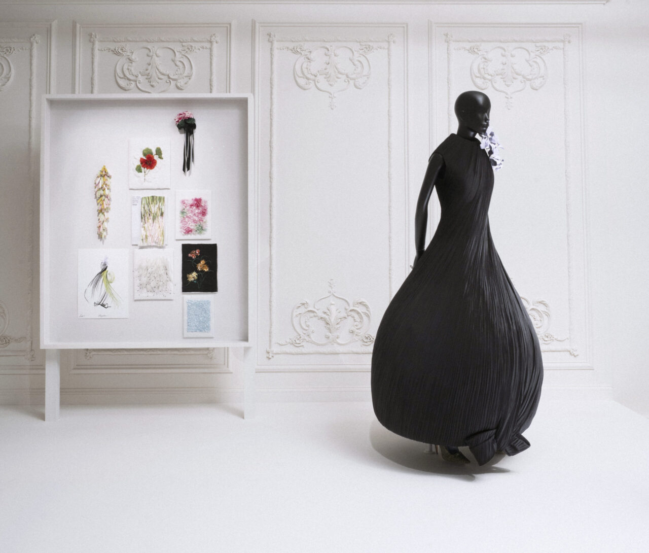 Dior: Crafting Fashion