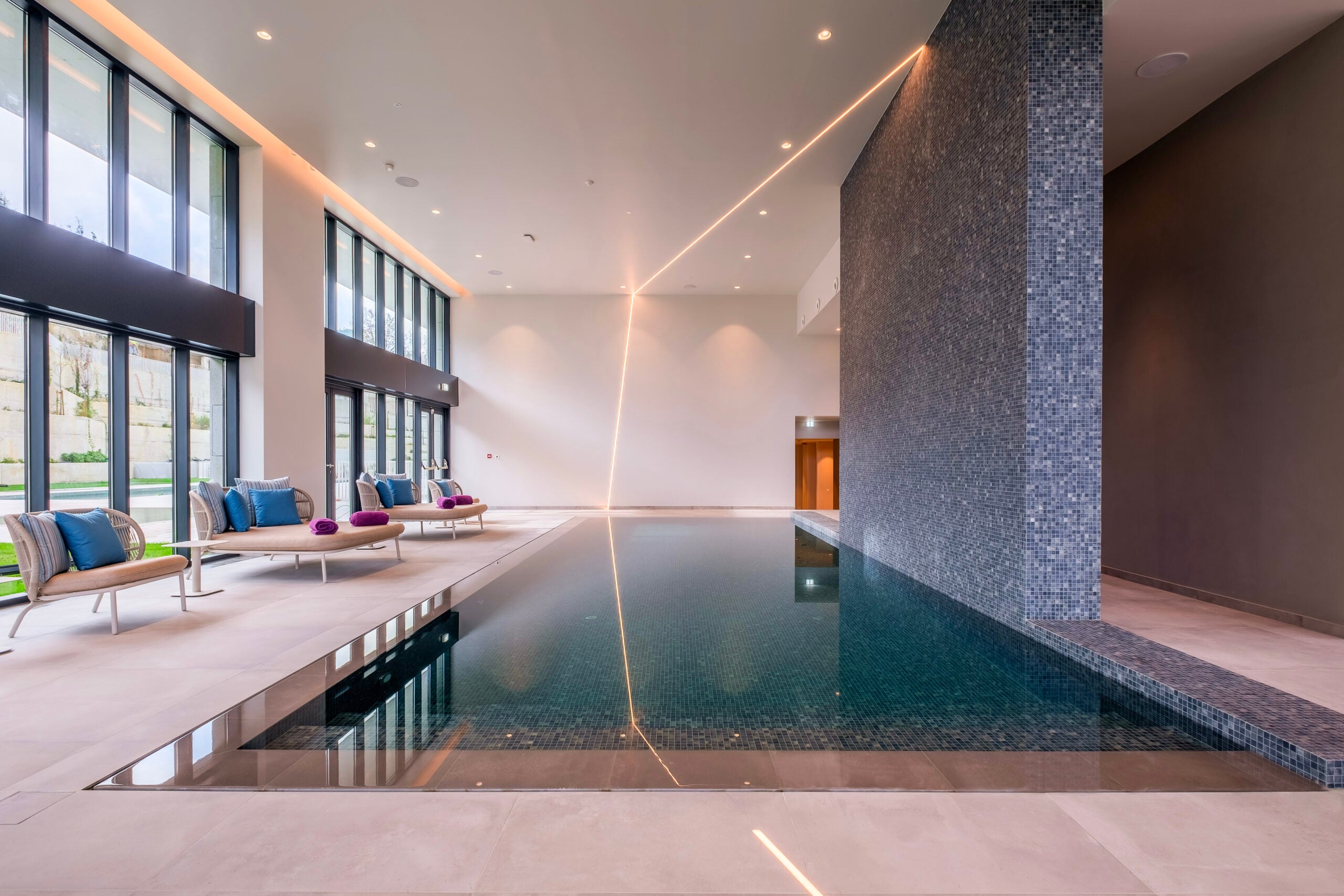 Martinhal Lisbon Oriente indoor pool