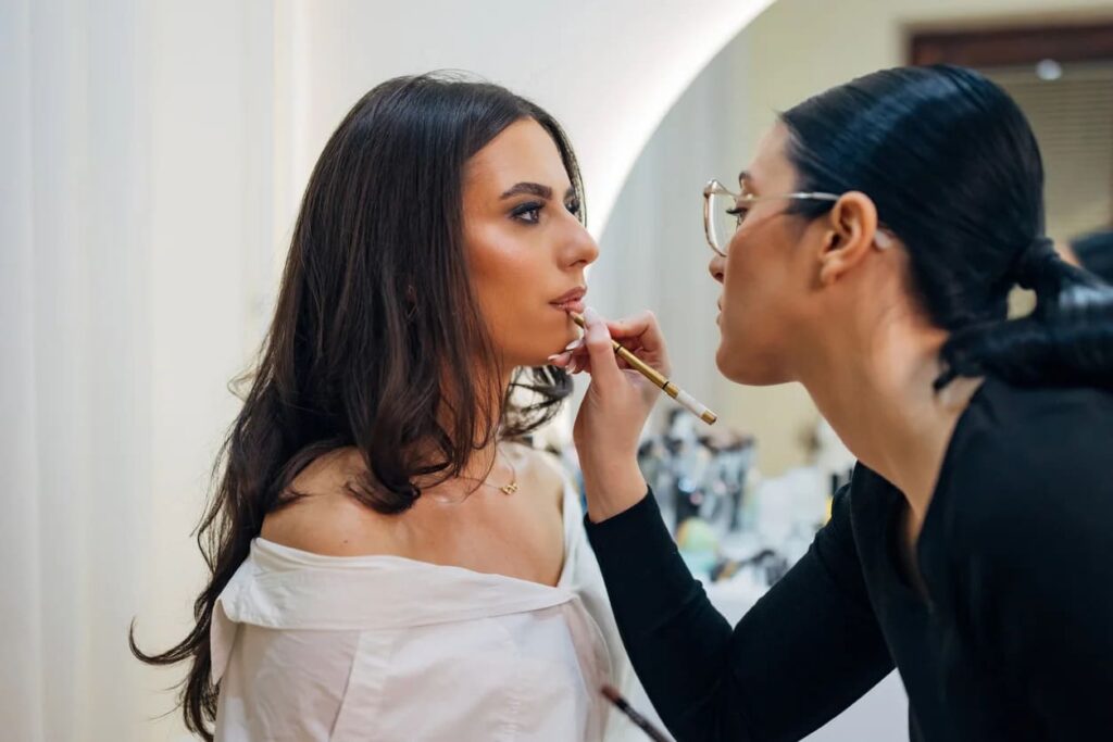 the 6 Mistakes Women Over 40 Make That Are Actually Aging Their Face