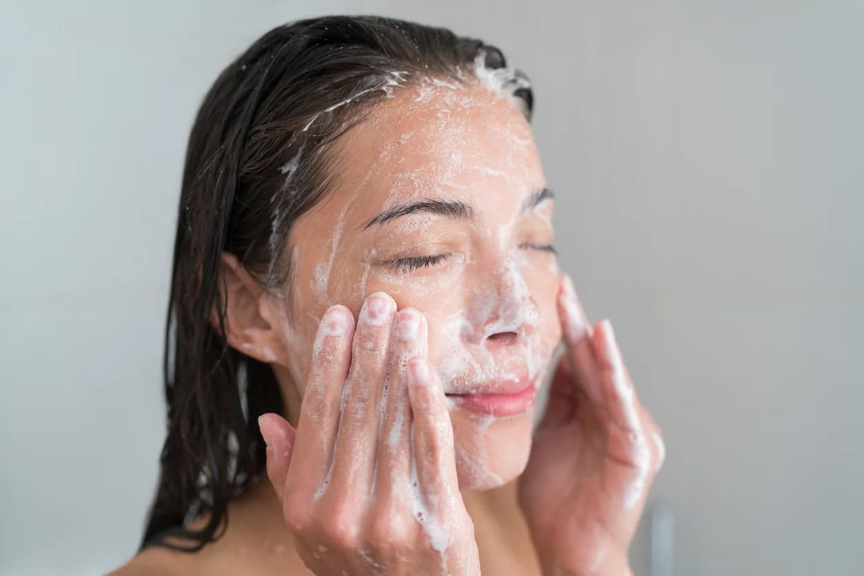 The 60 Second Rule for Face Washing