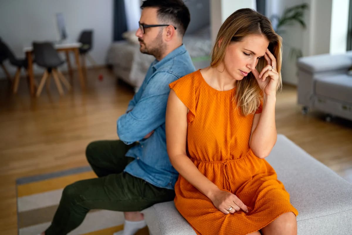 therapists reveal the real reason your partner feels like a stranger