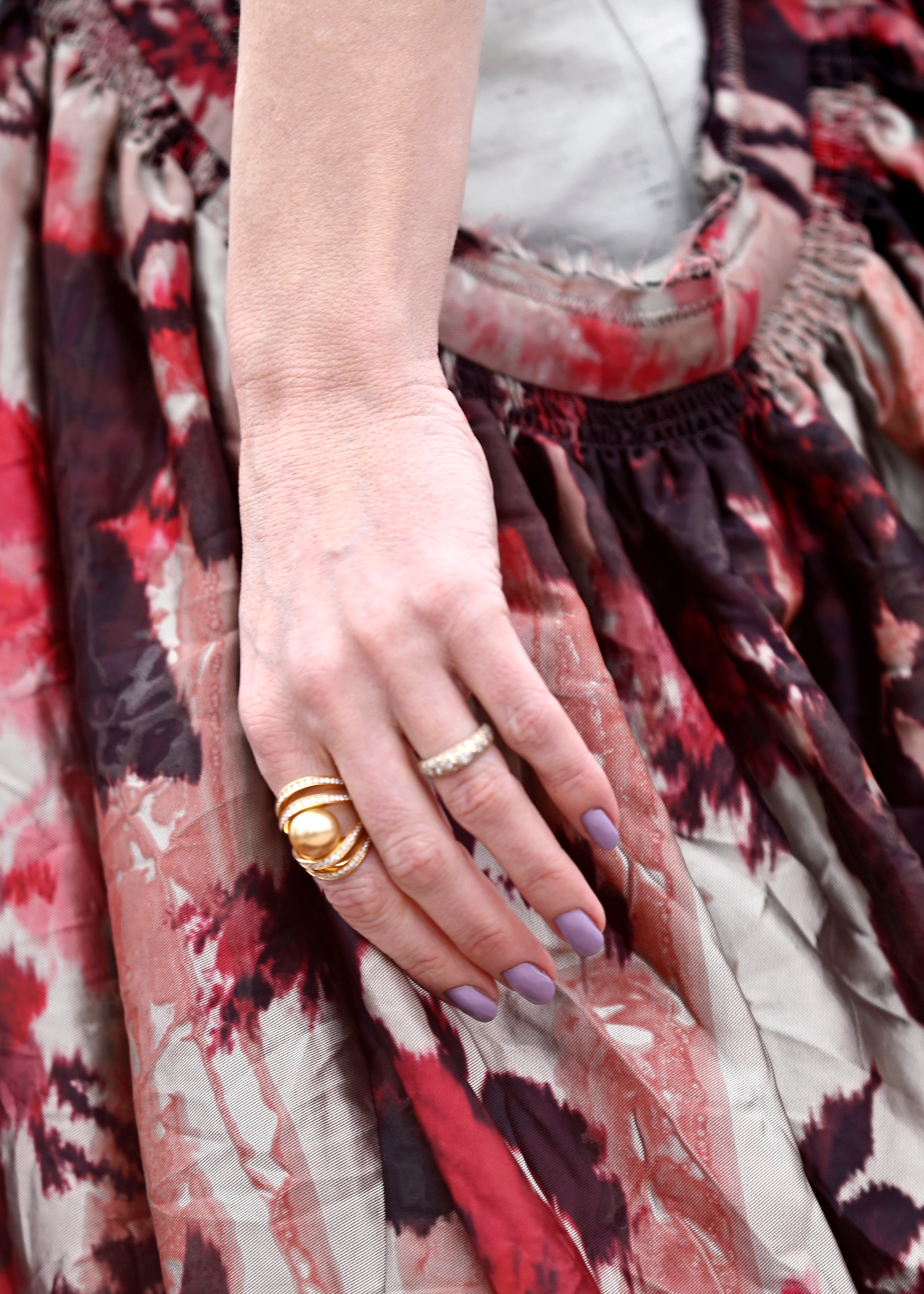 nails