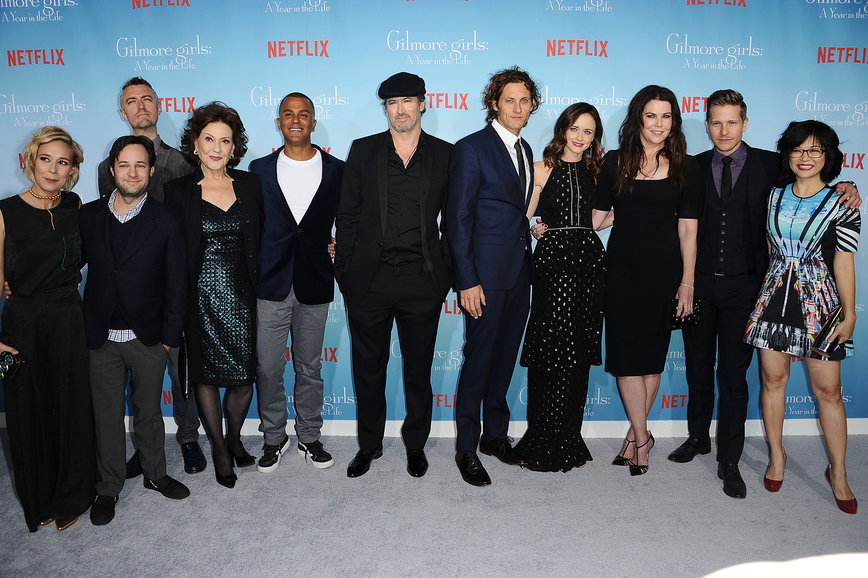 Premiere Of Netflix's "Gilmore Girls: A Year In The Life" - Arrivals