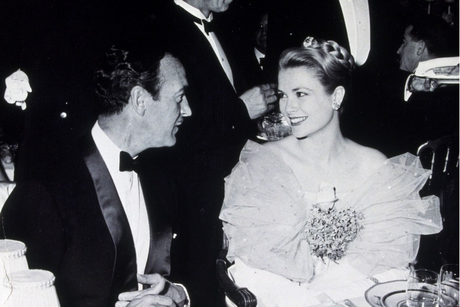 The Stunning Dresses Grace Kelly Wore to the Red Cross Gala
