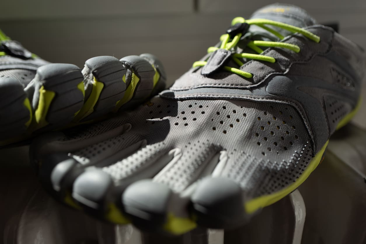 The "Ugly" Five-Toe Shoes 