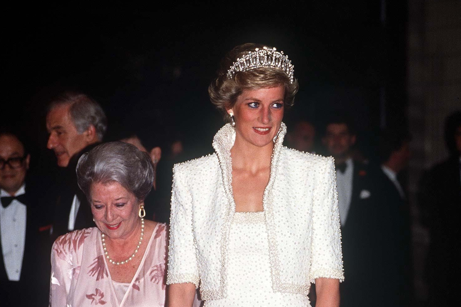 Lady Diana wearing the iconic Lover’s Knot Tiara