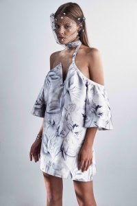 02_dress