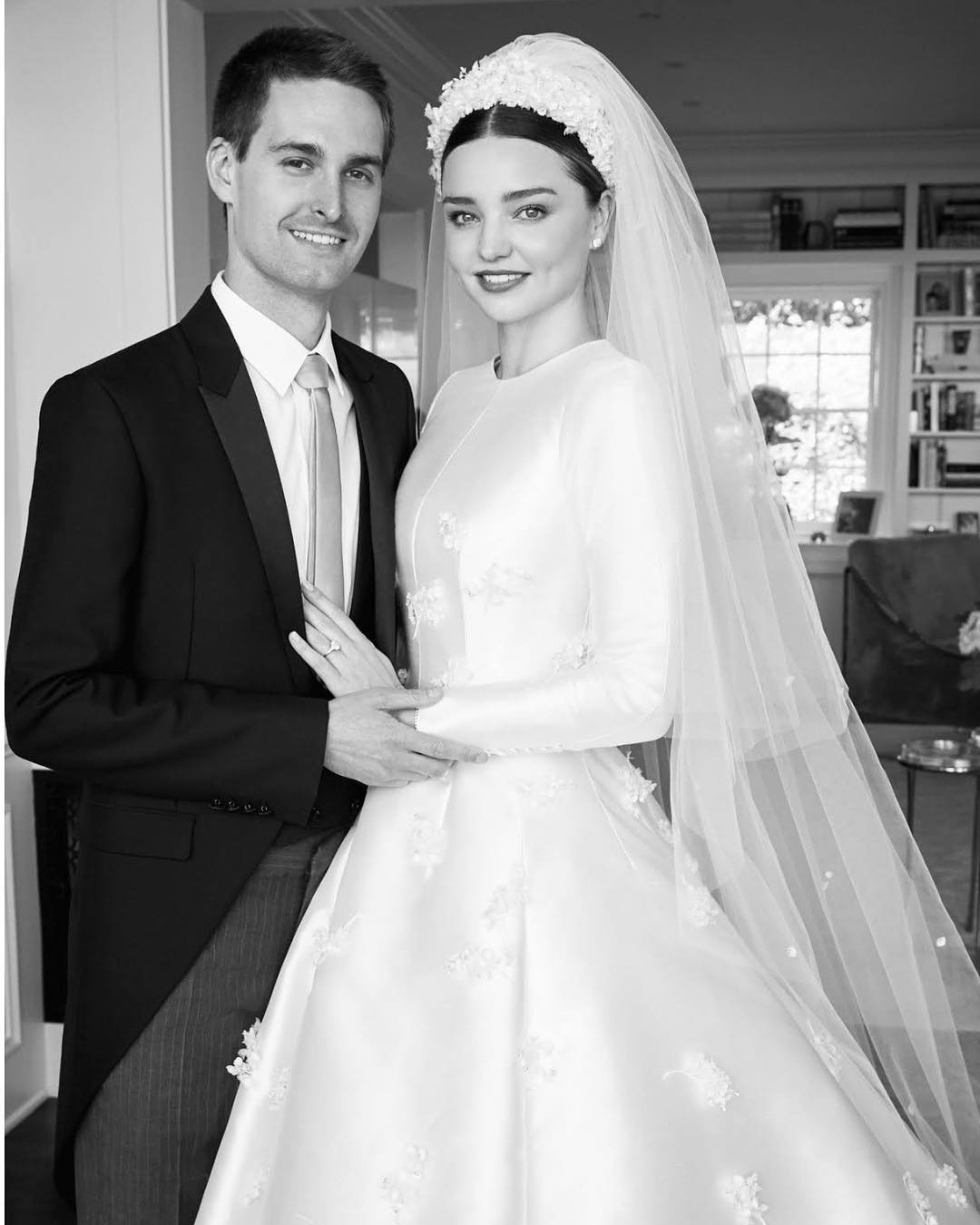 Miranda Kerr shares photos from wedding to Evan Spiegel - Grazia