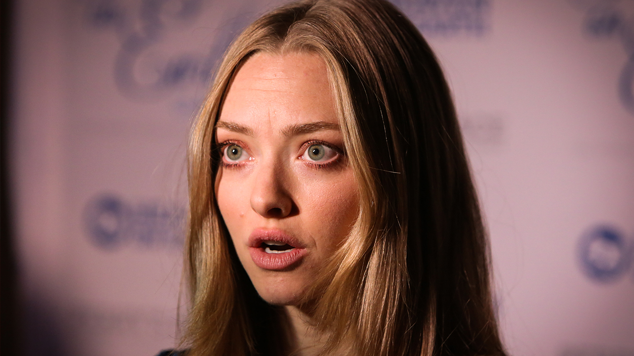 Amanda Seyfried on her Anxiety and OCD - Grazia