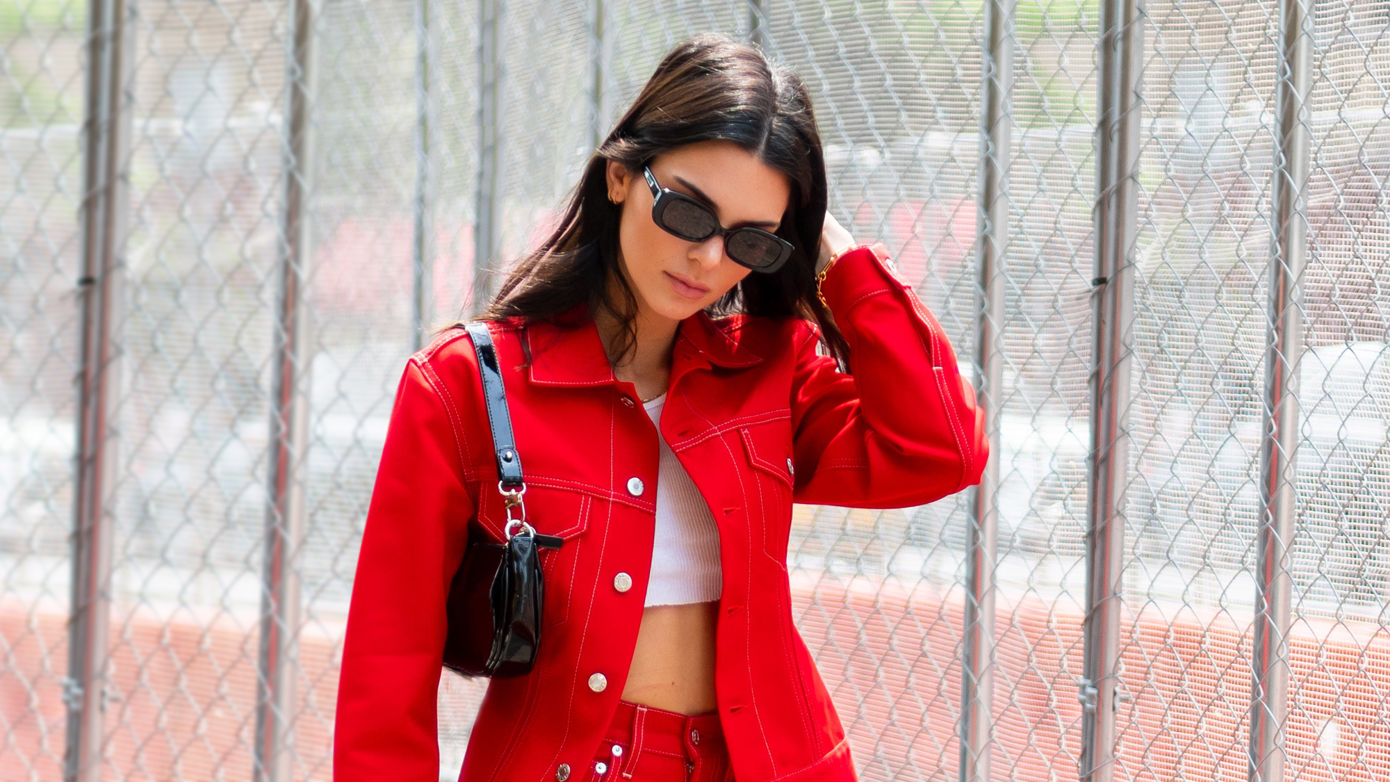 Kendall Jenner's Maxi Bag Obsession Is Far From Over