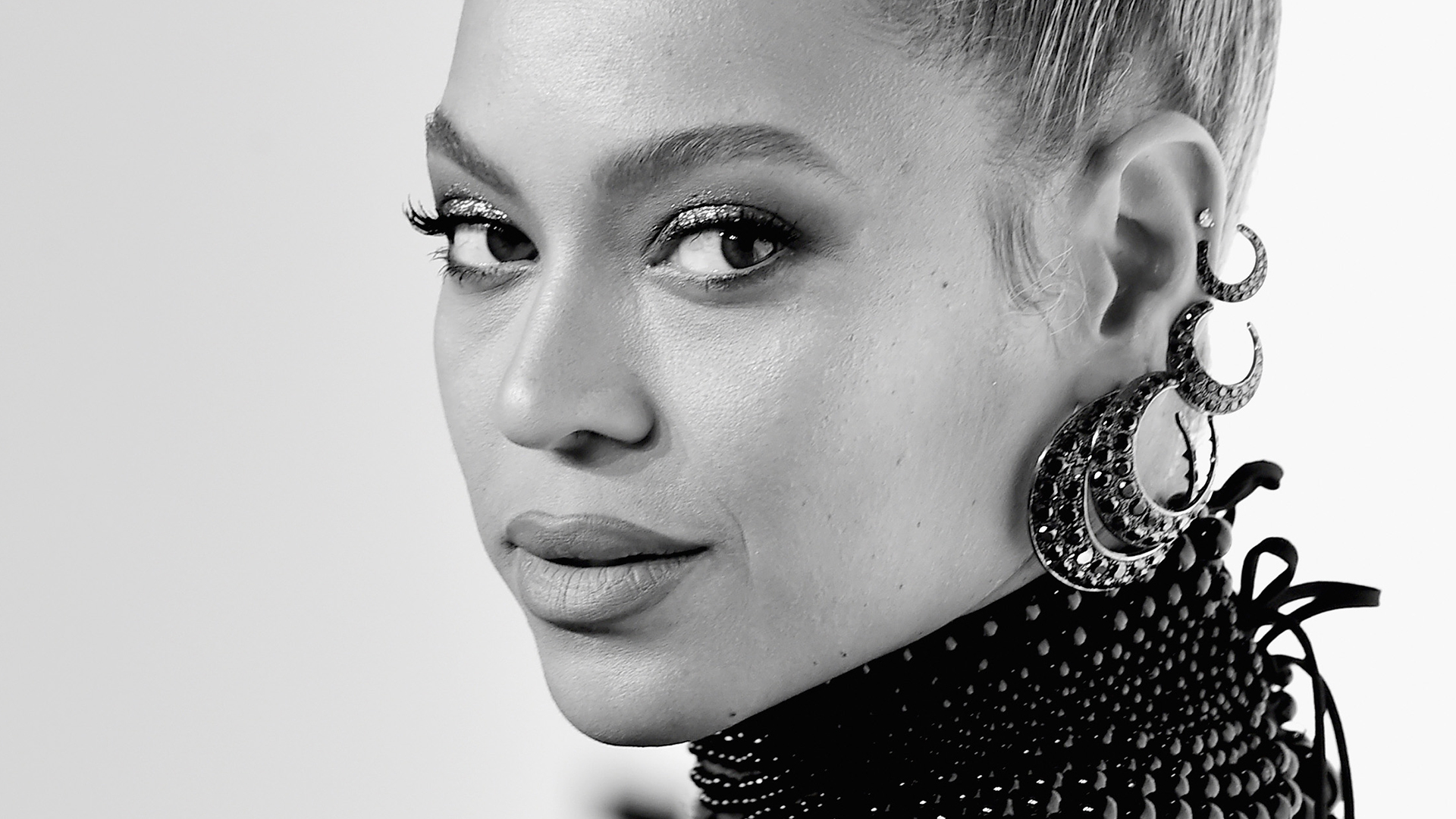 Invade Beyonce’s Personal Space and You Will Feel Her Wrath - Grazia