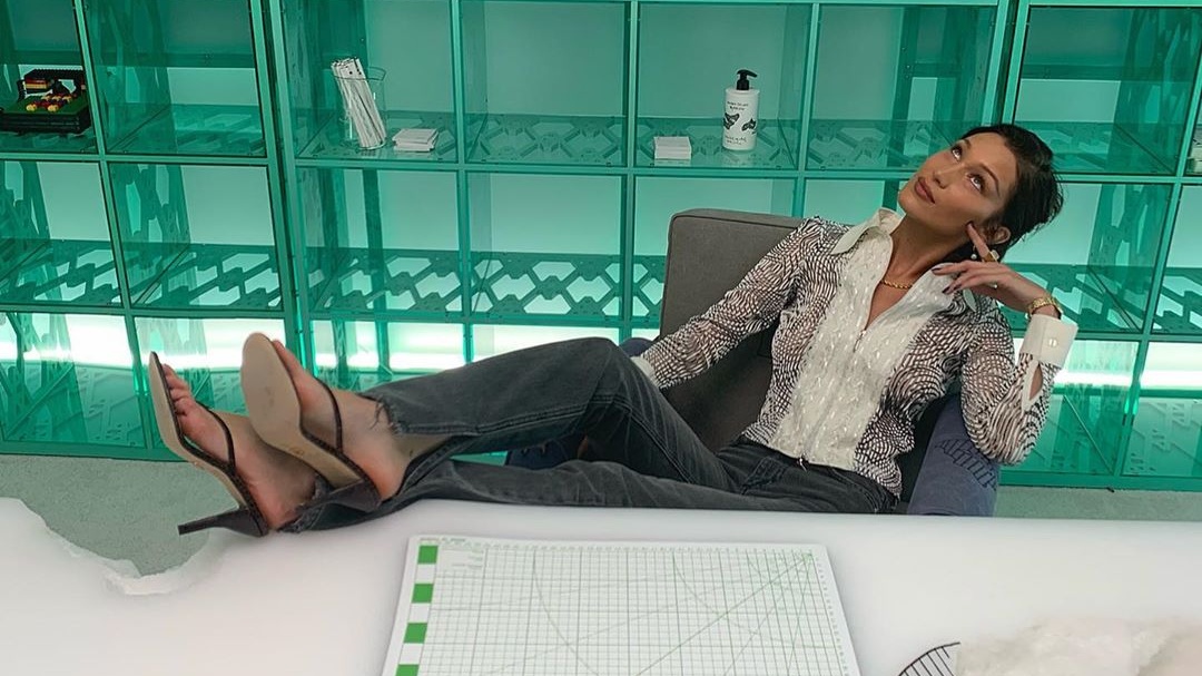 Bella Hadid Means Business. How The Model Put A Fashion Spin On Office Wear - Grazia