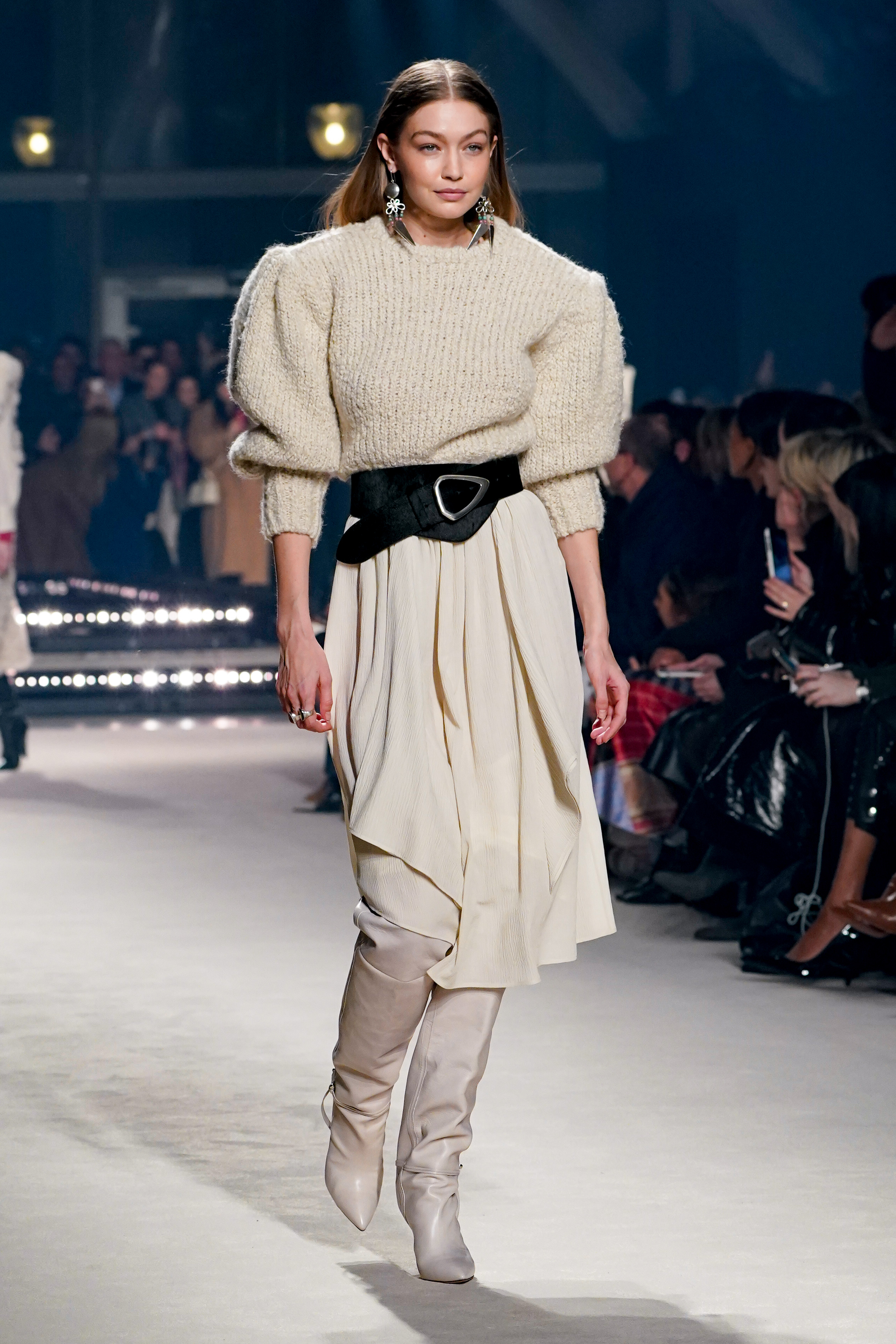 Isabel Marant : Runway - Paris Fashion Week Womenswear Fall/Winter 2020 ...