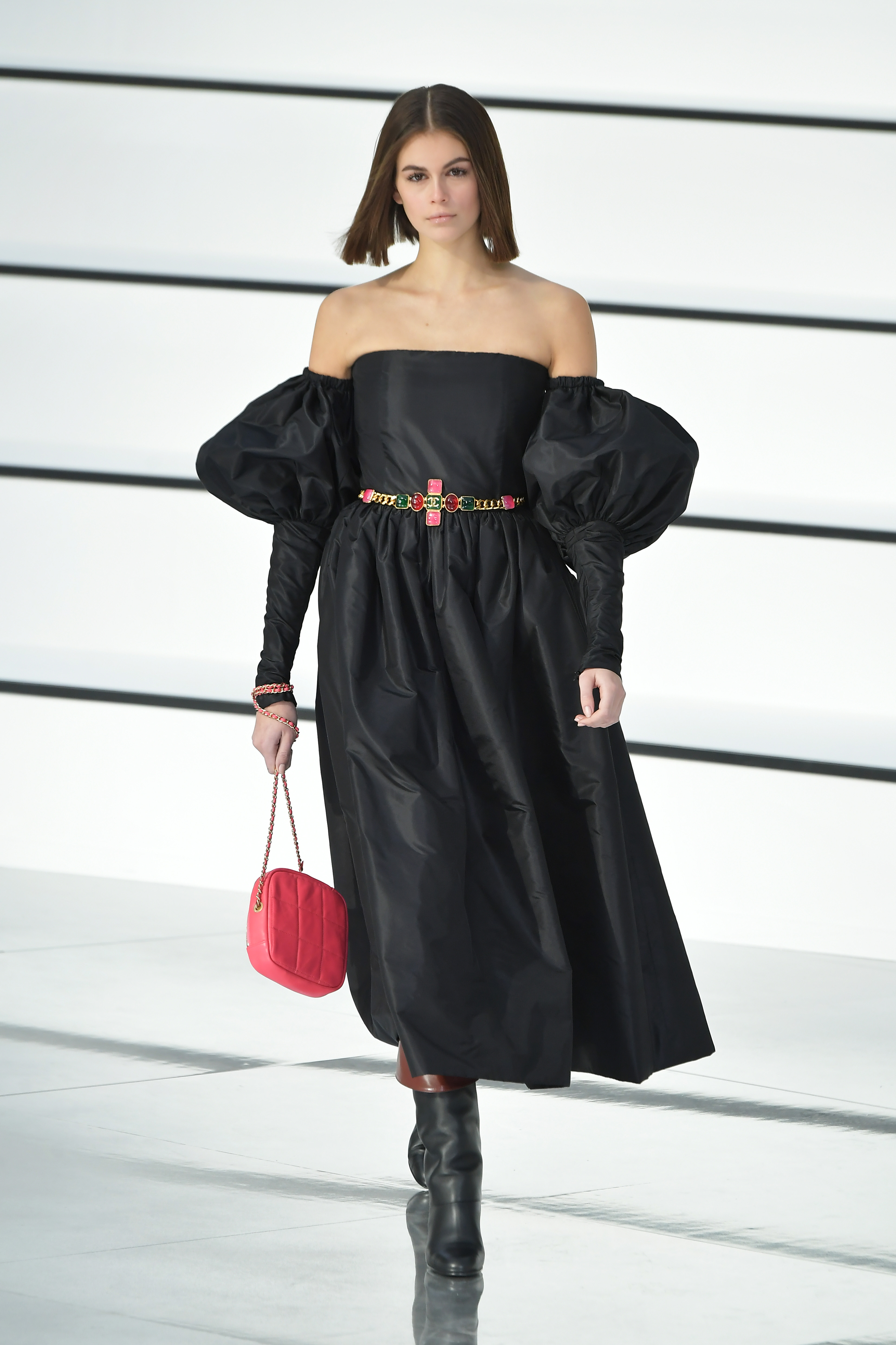 Chanel Fall Winter 2020: At Paris Fashion Week Chanel Proves Simple ...