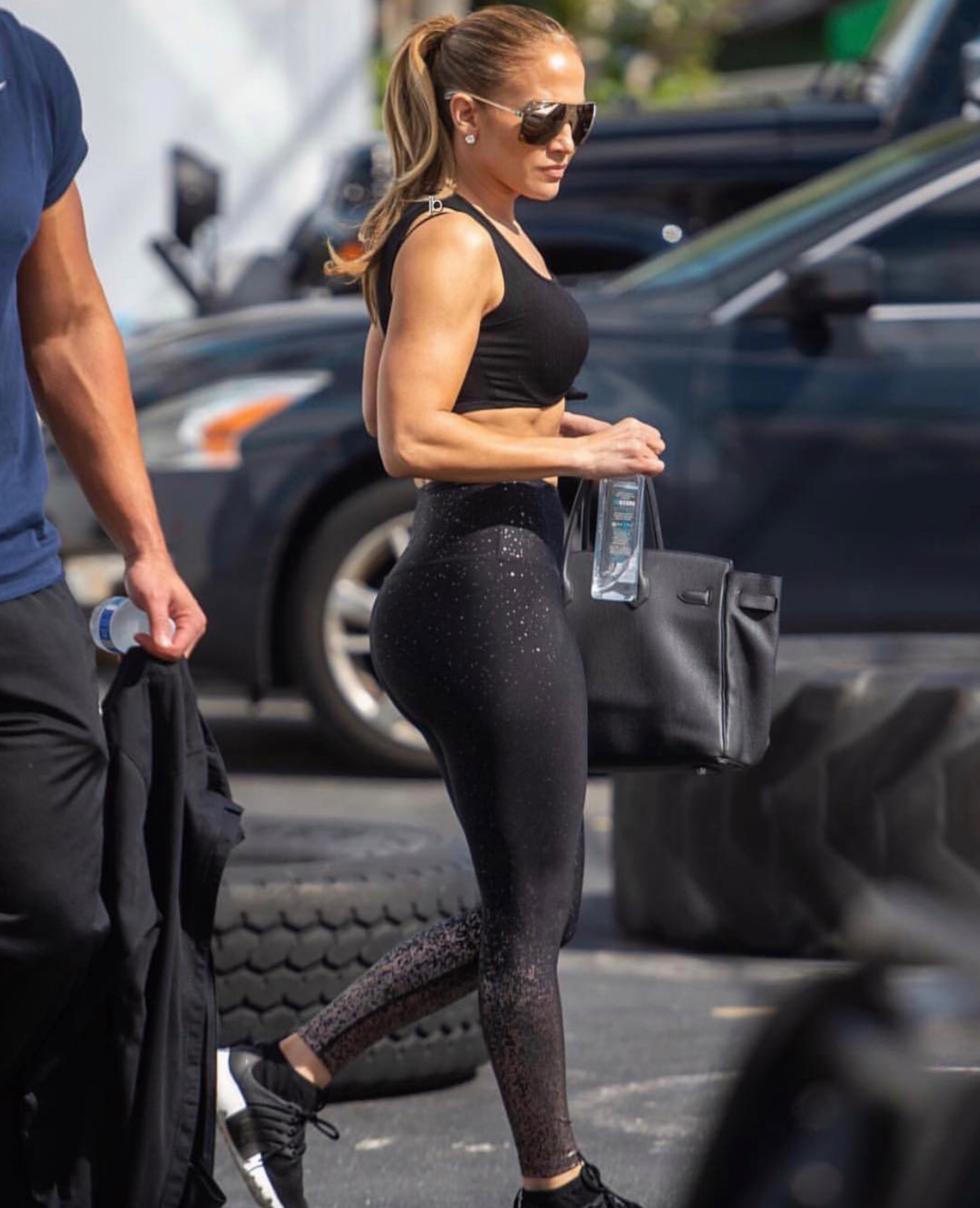 Jennifer Lopez gym