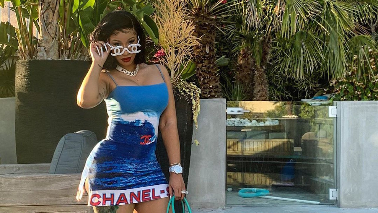 Hang On, How Did I Miss Cardi B's Extremely Chaotic DIY Hair Mask?