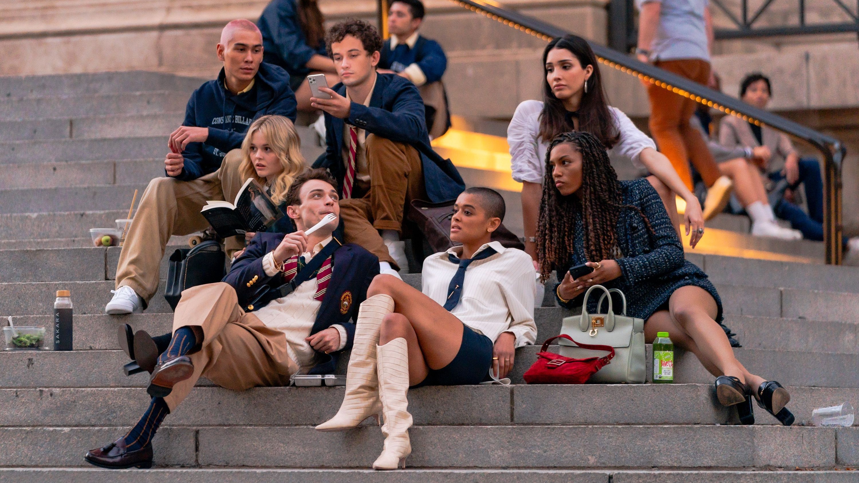 The First Look At The New Gossip Girl Filming In New York City