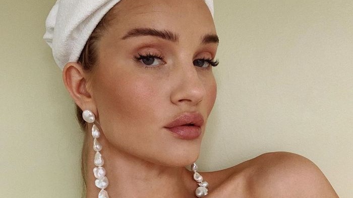 Rosie Huntington-Whiteley Shares Her Routine For Acne Prone Skin