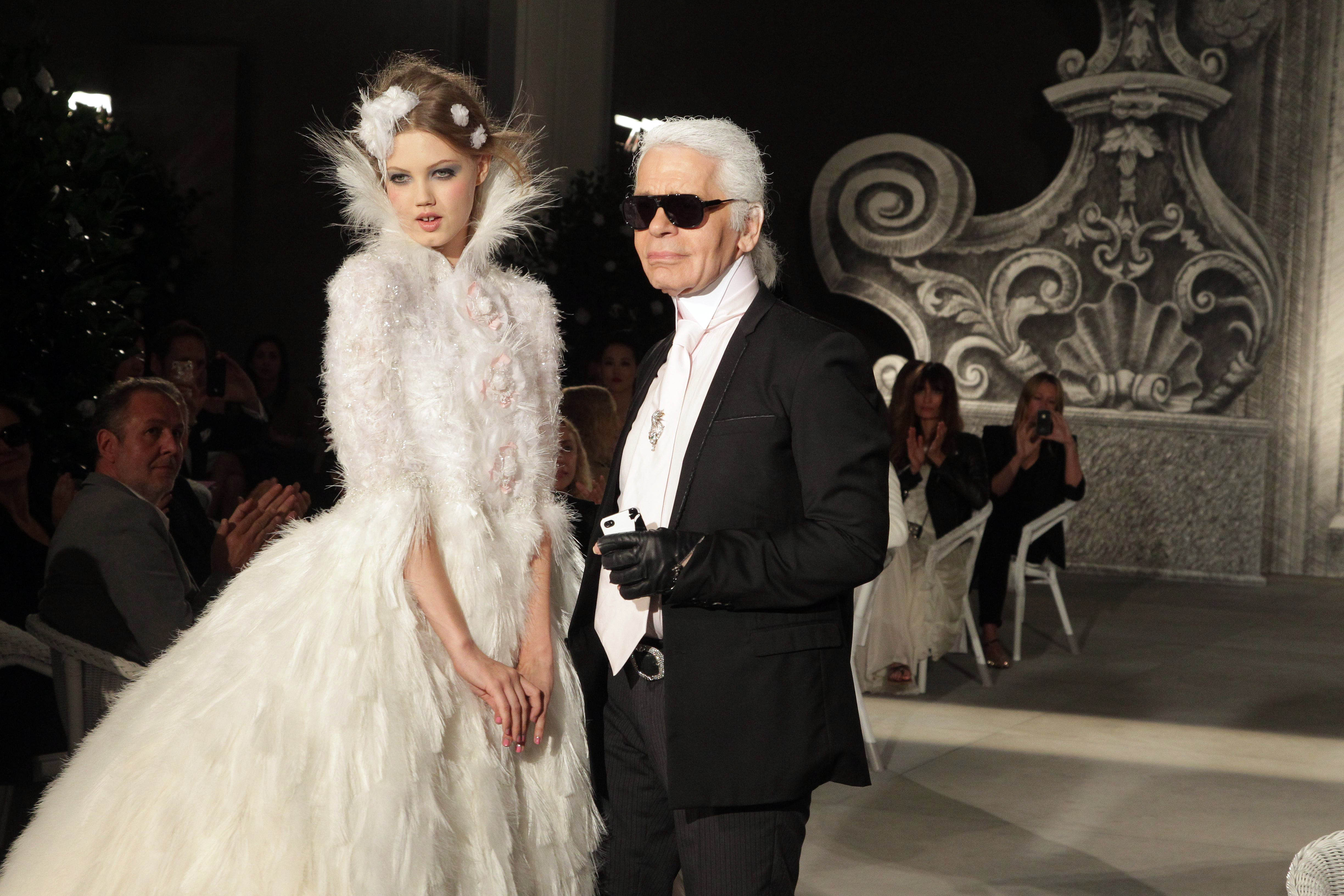 4,896 Karl Lagerfeld Bag Stock Photos, High-Res Pictures, and Images -  Getty Images