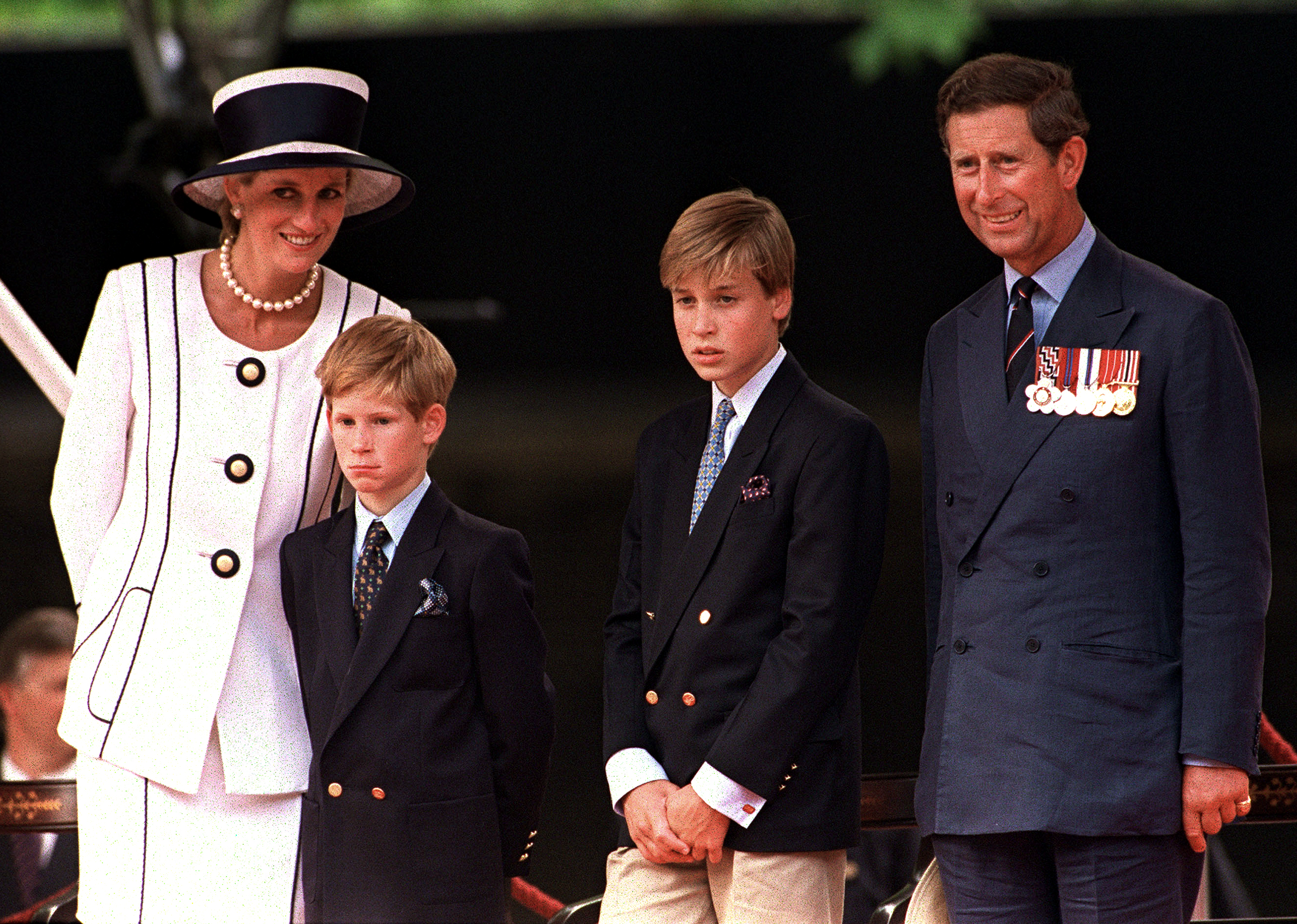 Queen Elizabeth, Princess Diana's Funerals: Similarities Explained | Us  Weekly