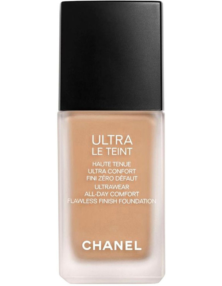 NEW CHANEL ULTRA LE TEINT FLAWLESS FINISH FOUNDATION REVIEW, DRY/NORMAL  SKIN