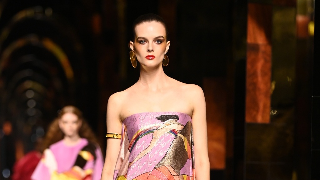 Fendi Wants a Luxe Italian Summer – Of The Minute
