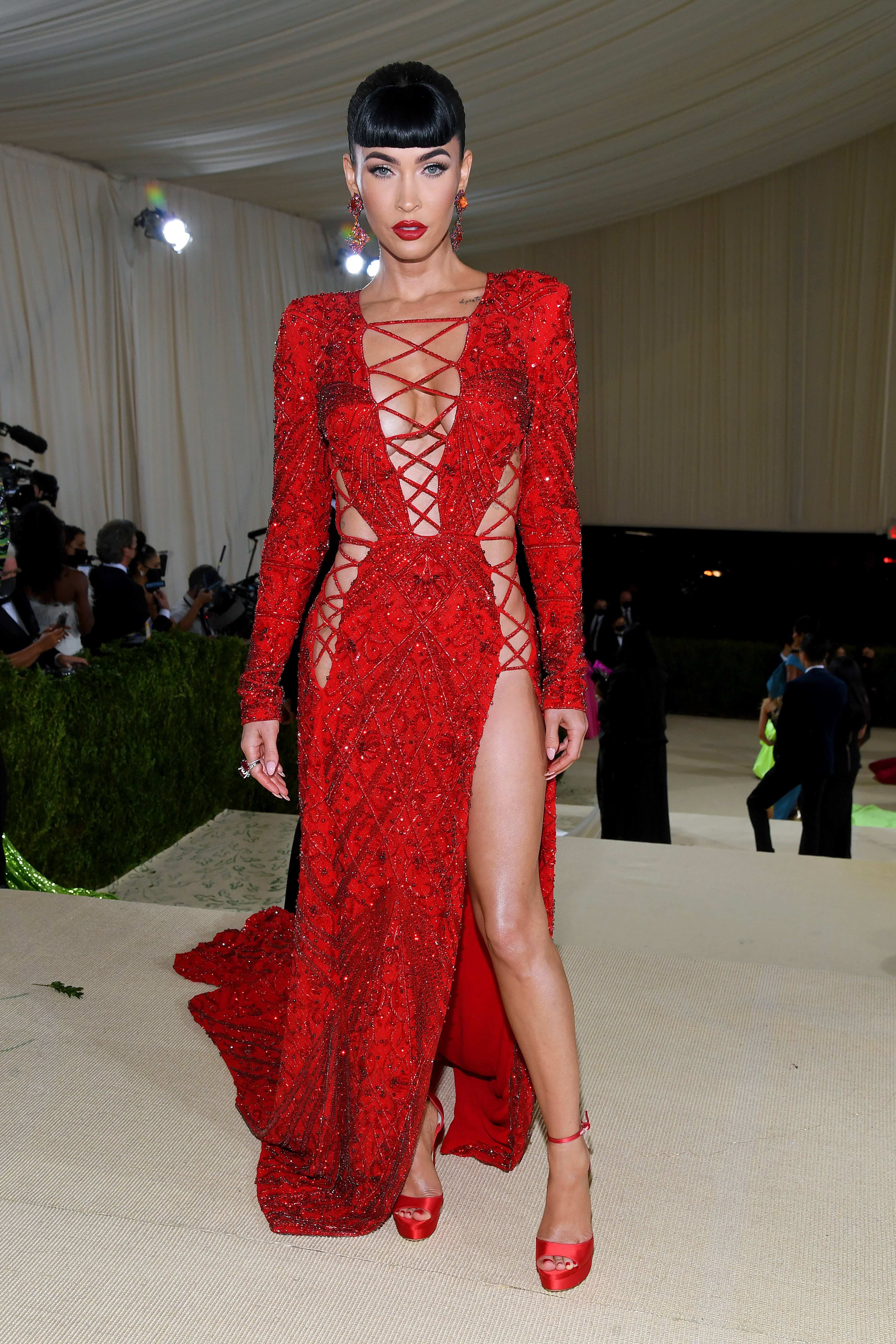 The 2021 Met Gala Celebrating In America: A Lexicon Of Fashion - Inside ...