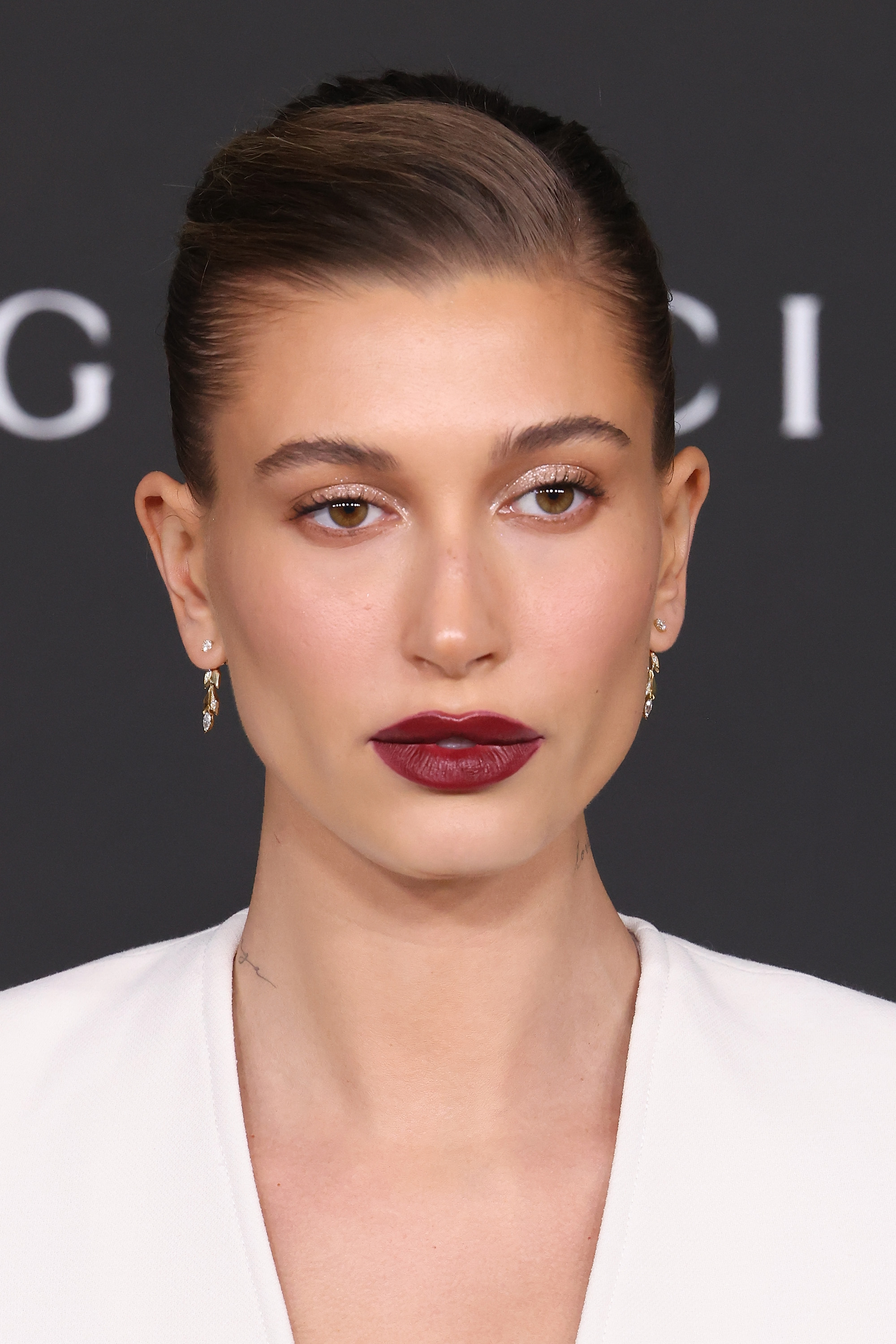 I Can't Stop Thinking About Hailey Bieber's LACMA Beauty Look