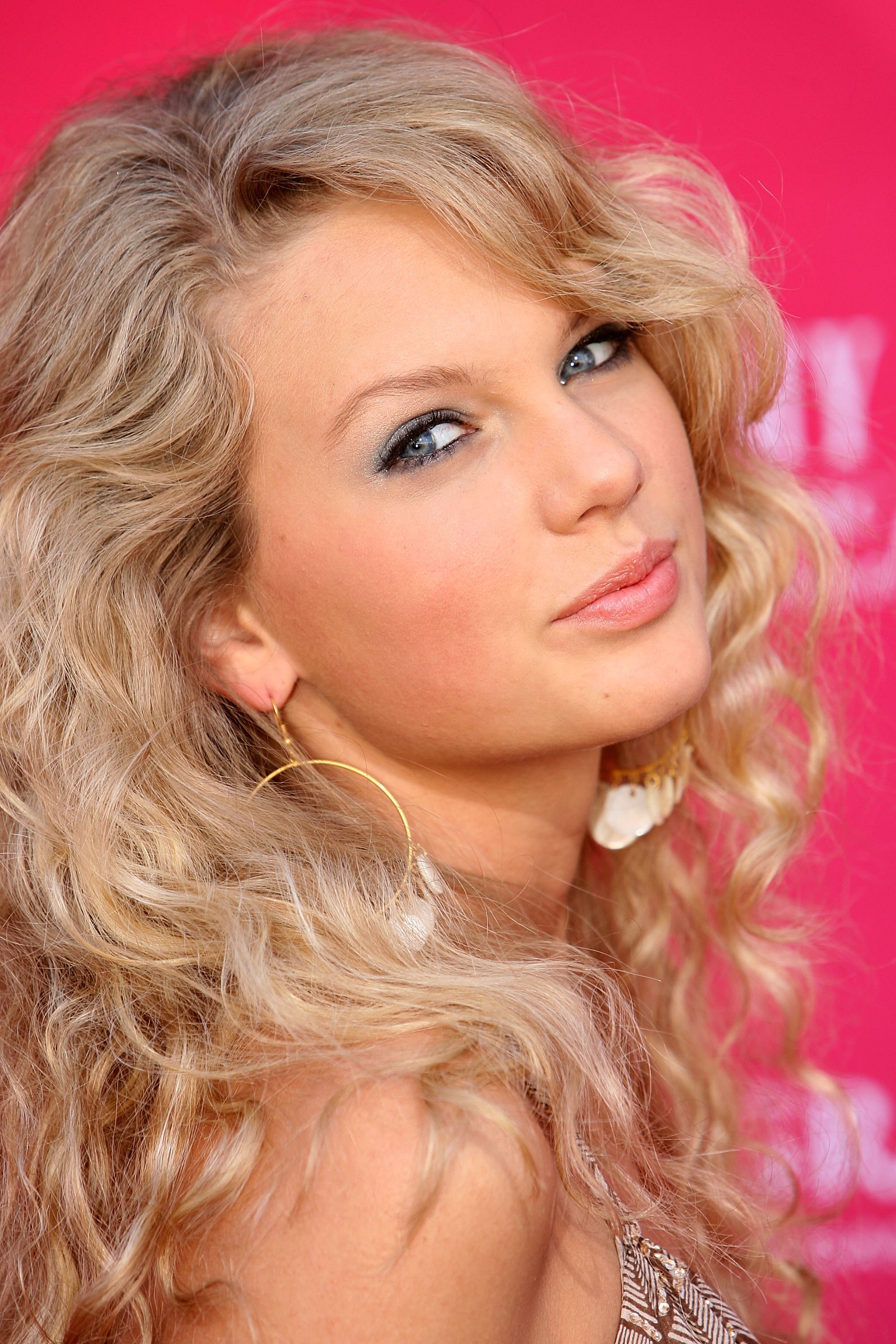 Knogle Stolpe T 12 Of Taylor Swift's Best Ever Red Carpet Beauty Looks