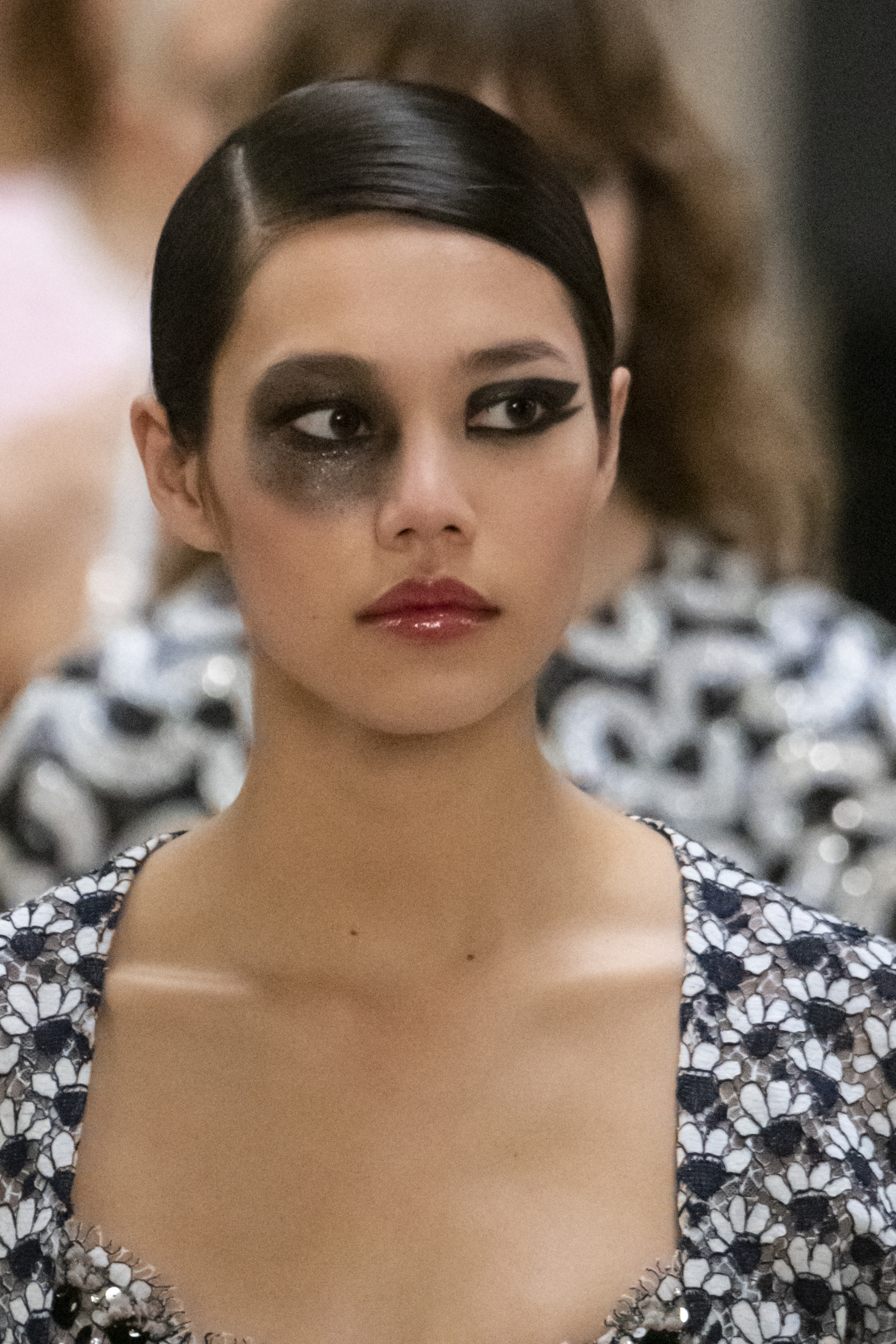 Beauty Details From The SS22 Chanel Haute Couture Runway Show