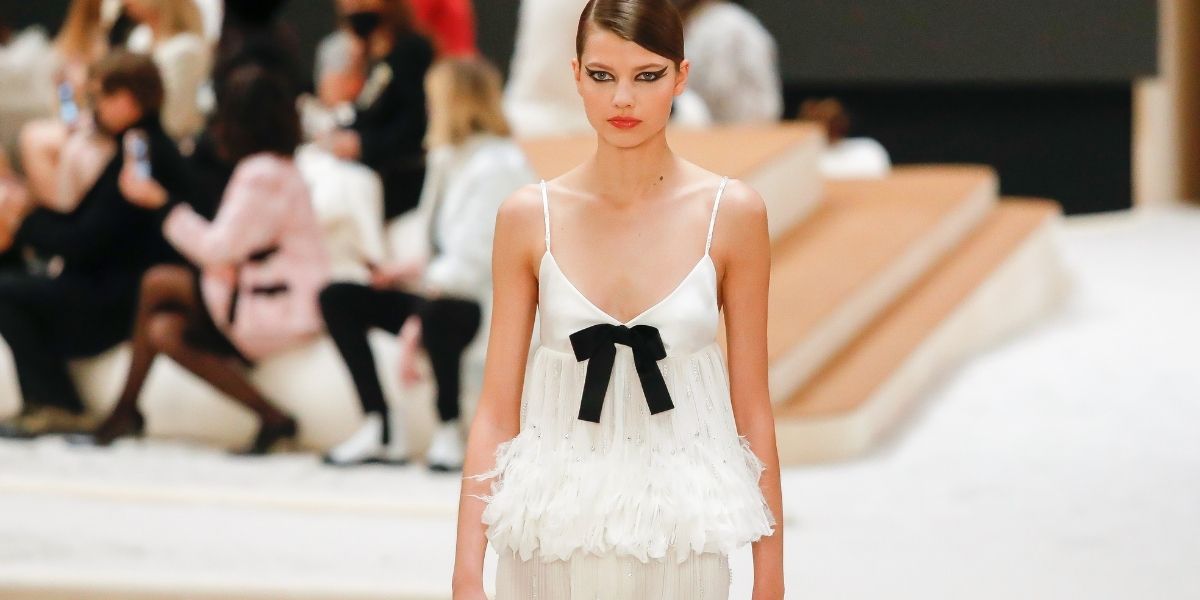 Virginie Viard Revisits The Original 'Roaring 20s' For Chanel Haute Couture