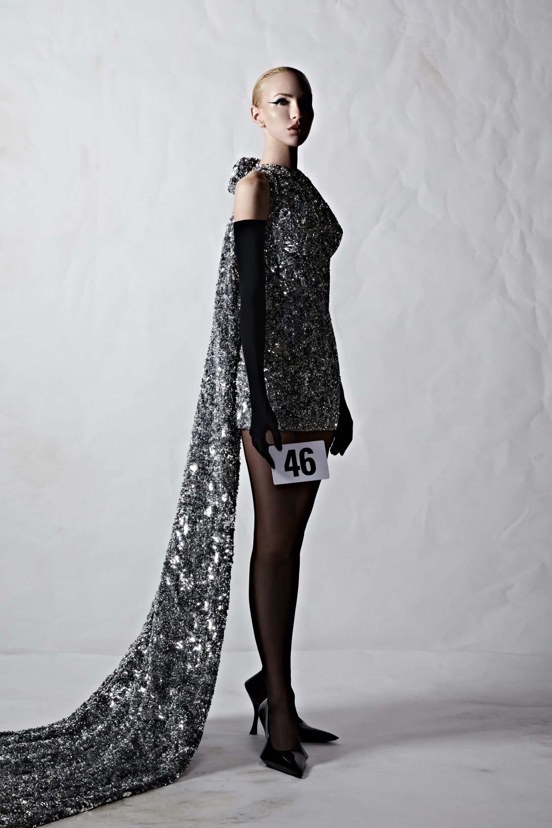 Balenciaga Fall Couture 2023 Trở về sự cốt lõi  Street Vibe
