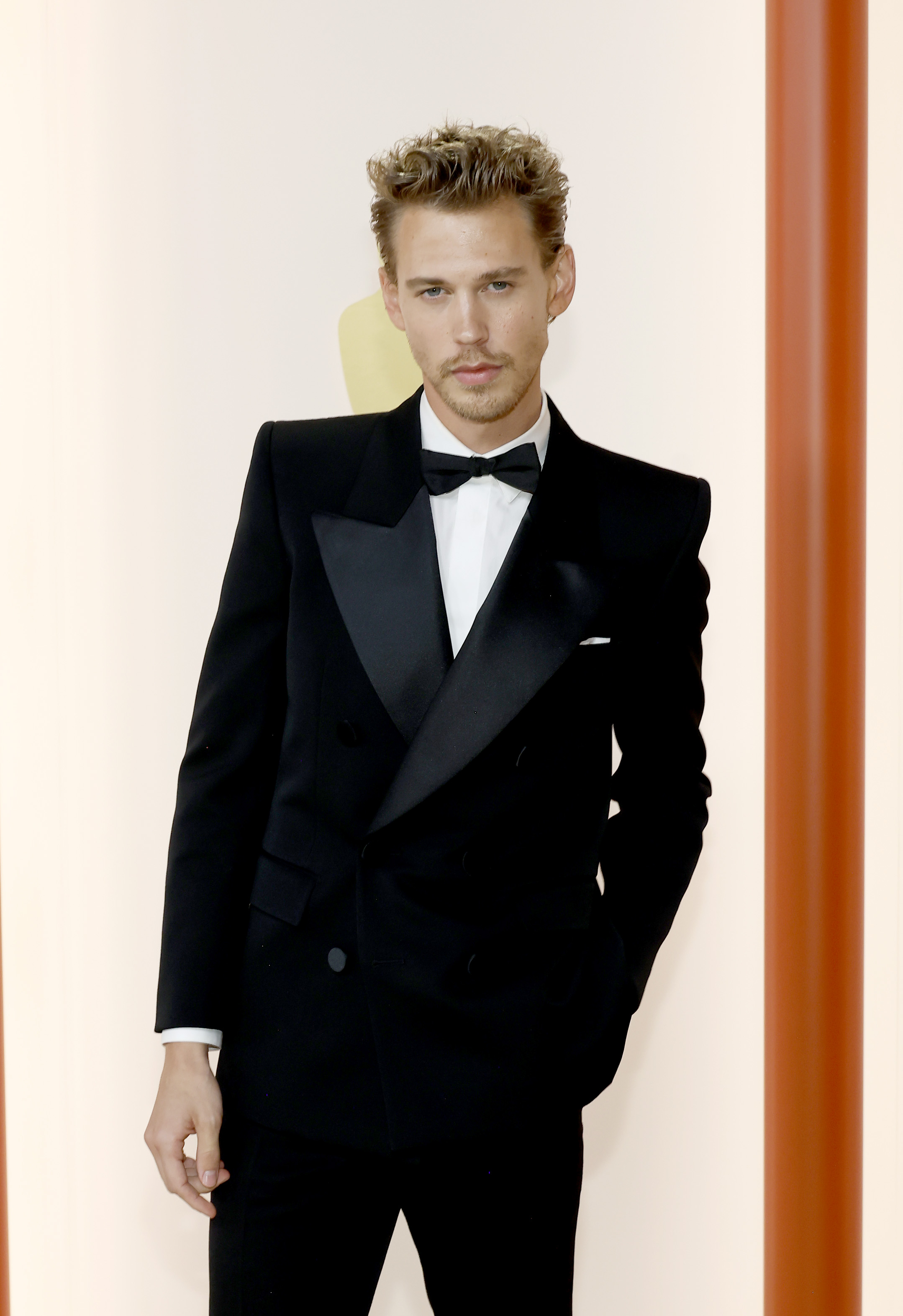 Oscars 2023: The Pelvis-Swivelling Austin Butler Is In The Building