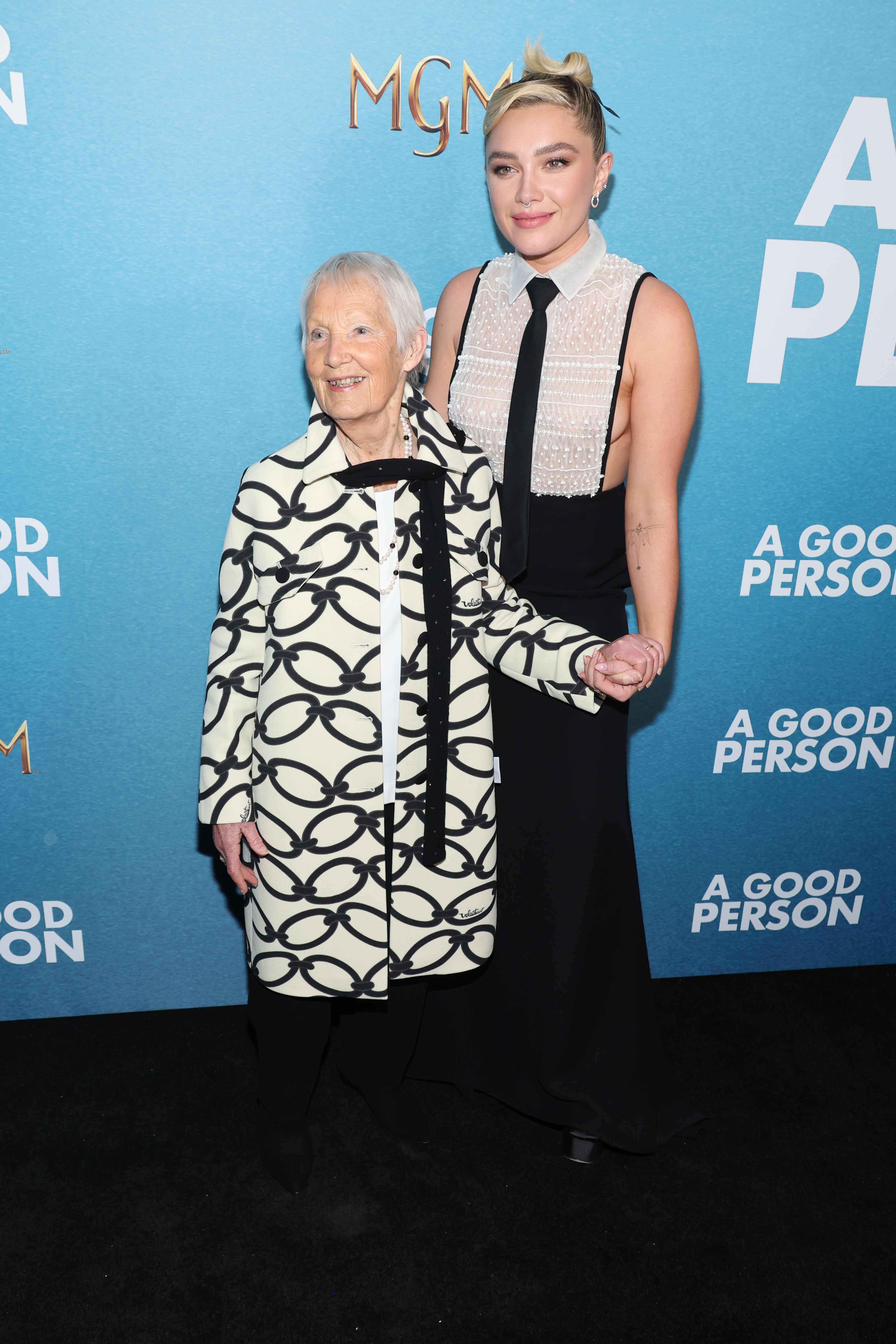 Florene Pugh and grandma 