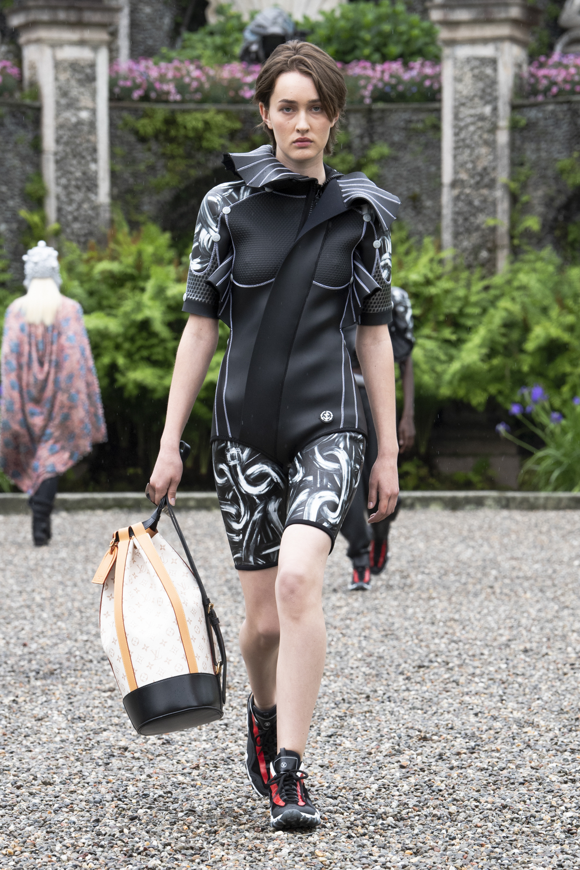 Louis Vuitton's Cruise Show Featured a Lot of Neoprene - Go Fug