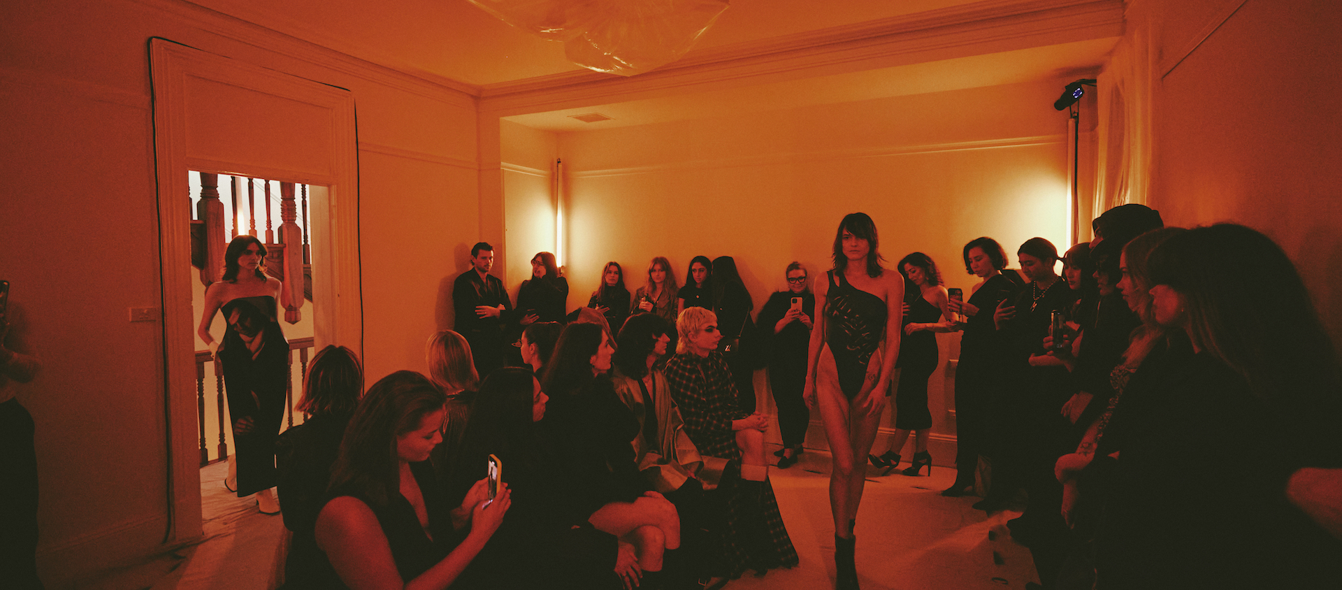 COMMON HOURS_AlleyCat Collection Show_Runway_Atmosphere_2023_by Myles