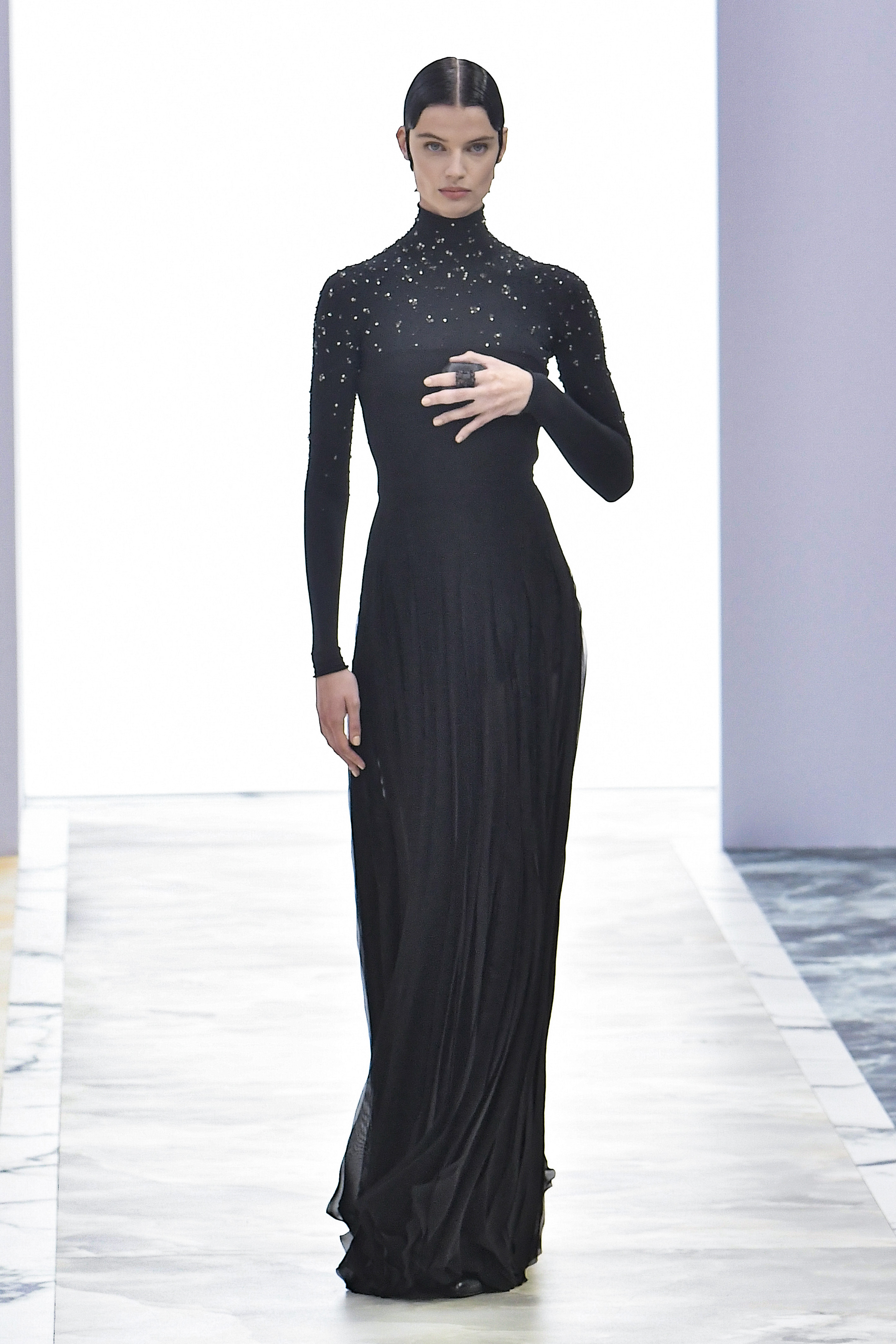 Fendi Couture - Runway - Fall/Winter 2023-2024 Paris Haute Couture ...