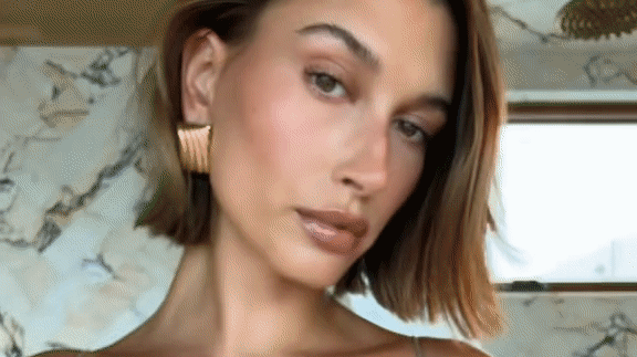 Hailey-Bieber-Latte-Makeup - Grazia