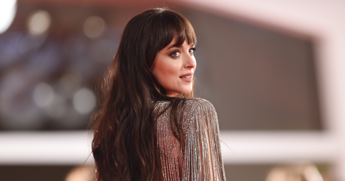 dakota-johnson-role-model