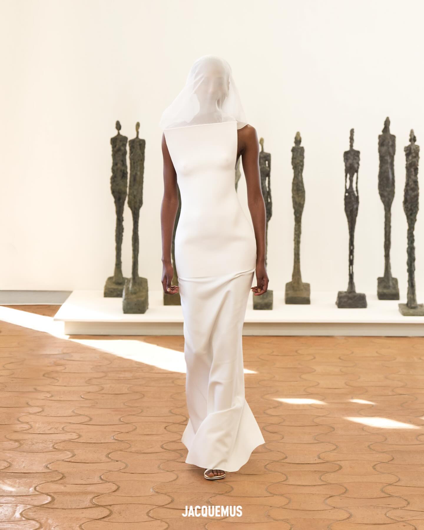 Jacquemus 'Les Sculptures' Spring/Summer 2024 Show