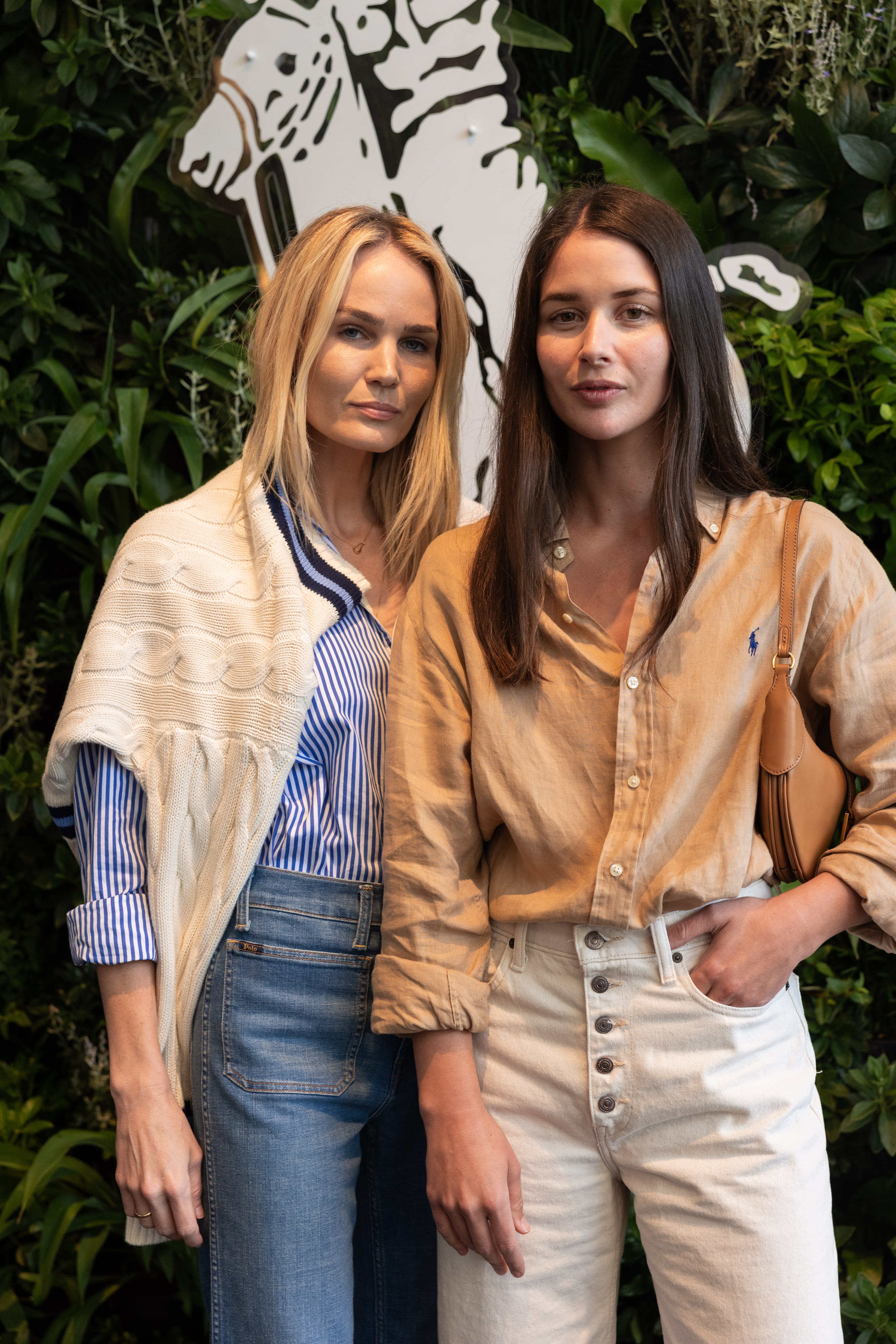 MELBOURNE, AUSTRALIA: Together with Ralph Lauren, GRAZIA Australia welcomed guests to the first day of the Australian Open on January 14. The American fashion house, the official outfitter of the 2024 Australian tournament for thr fourth consecutive year, played host inside its luxurious, on-site hospitality suite at Melbourne Park before inviting guests to spend the afternoon watching some world-class tennis at Rod Laver Arena. Actress Olivia de Jonge, and models Montana Cox, Nick Trulove and Bella Thomas, were in attendance, as were stylish faces Brooke Testoni, Sara Crampton and Cat Spanti. Artists and creatives Gabrielle Penfold, Phoebe Wolfe and social media creators Rowi Singh, Yemi Sul and Sarah Davidson rounded out the well-dressed guest list. Set against navy and white panelling with framed archival Ralph Lauren imagery on its walls—and with blue and white patterned cushions and small gold desk lamps— the suite nodded to many of Mr. Lauren’s classic homes, notably the outdoor area os his Bedford, New York abode built in 1919. As well as outfitting 4000 staff and officials at this year’s Open, the brand has also designed a new series of commemorative towels for the AO24, available exclusively at ralphlauren.com.au. Underscored by Ralph Lauren’s commitment to sustainability, both the uniforms and towels have been created with recycled polyester and with moisture-wicking properties and UV protection, a potent and essential fusion for active play in the Australian sun. Yes, if there were a secondary tournament running adjacent to the on-the-court action at the Australian Open – one which saw the sponsor suites battle it out for the most glamorous guest experience – Ralph Lauren would take it in three straight sets. Take a peek at the stylish guest list below. 