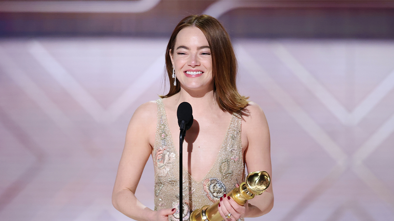 Emma Stone Wins Golden Globe In Custom