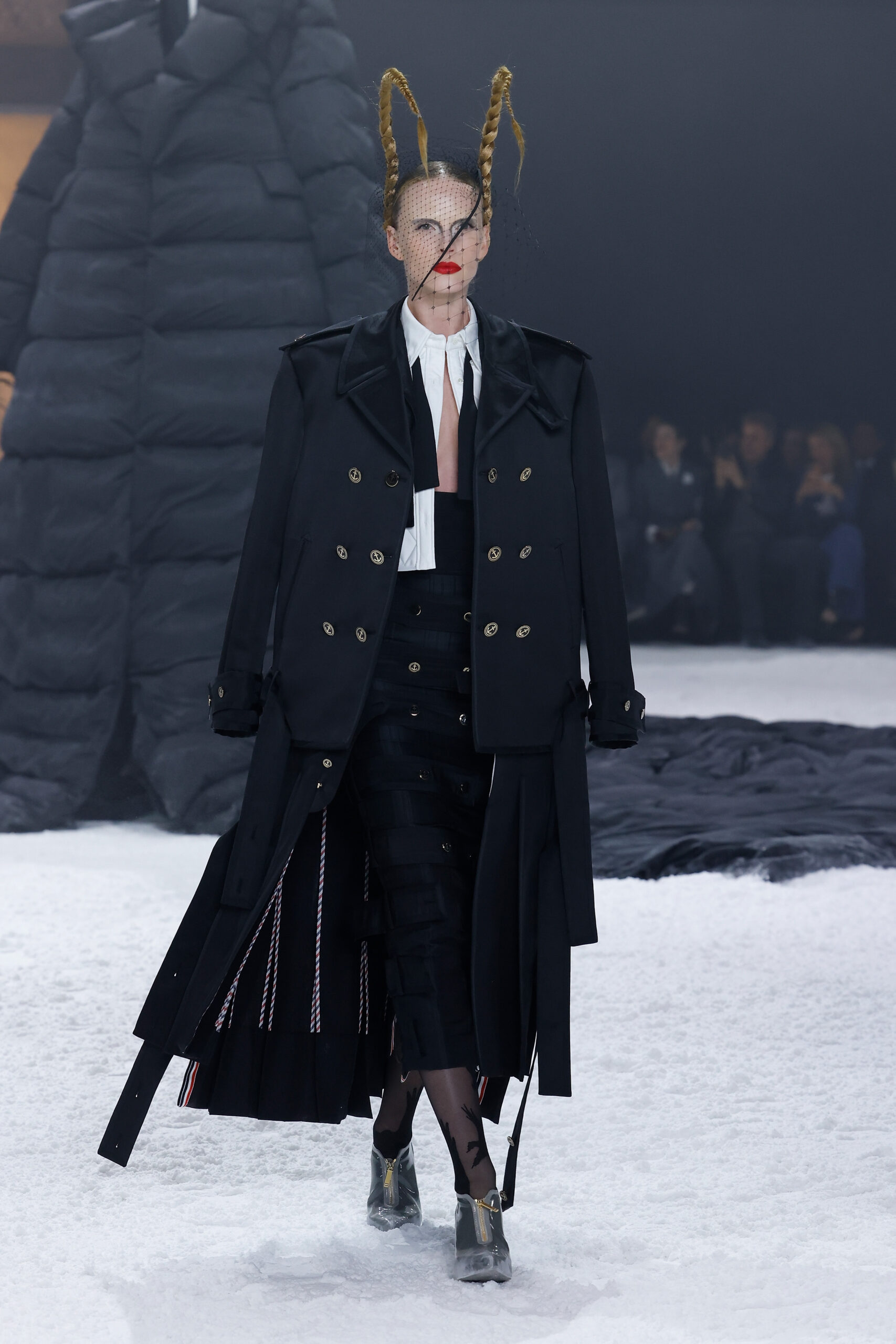 With a flair for drama (and a bit of romance) Thom Browne closes out New York Fashion Week with an epic return