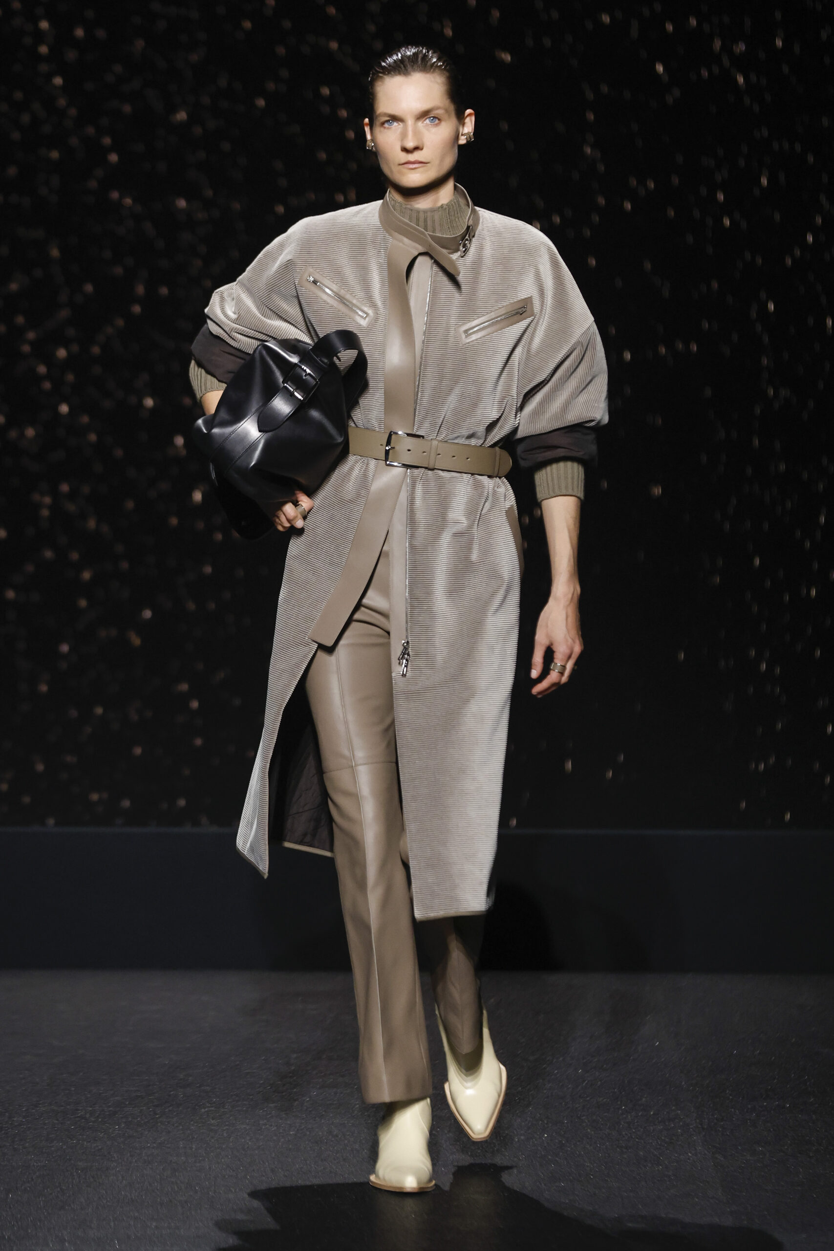Hermes - Runway - Fall/Winter 2024-2025 Paris Fashion Week - Grazia