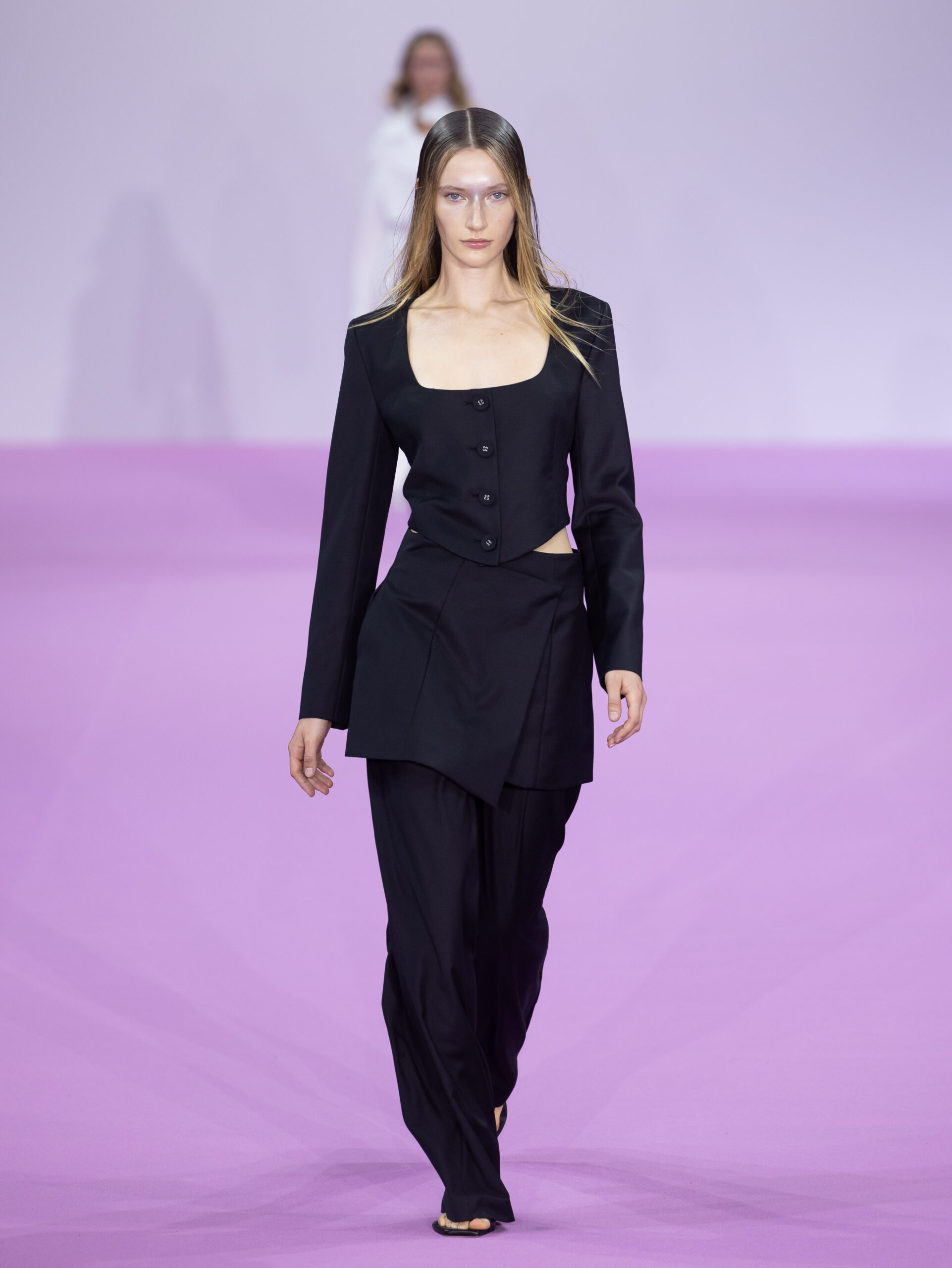 anna-quan-resort-2025