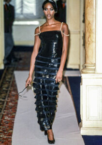 Naomi-Campbell-Chanel-1997