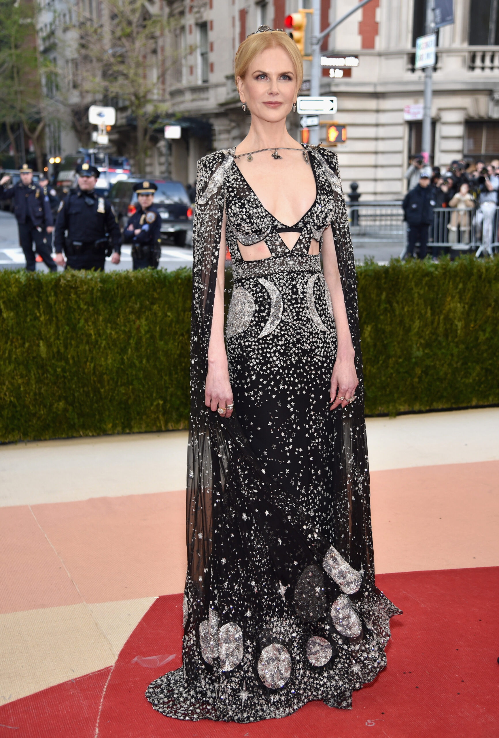Nicole-Kidman-2016-Met-Gala