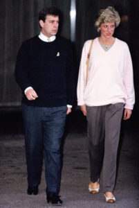 Princess-Diana-Street-Style-1990