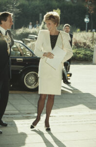 Princess-Diana-Street-Style-1993