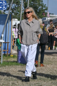 Sienna-Miller-Glastonbury-2024-